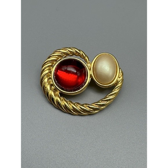 unknown Jewelry - Vintage Red Cabochon & Faux Pearl Gold-tone Brooch